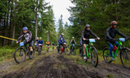 11. Rowerowy Bieg Piastów – sport, emocje i pomoc innym w sercu Gór Izerskich