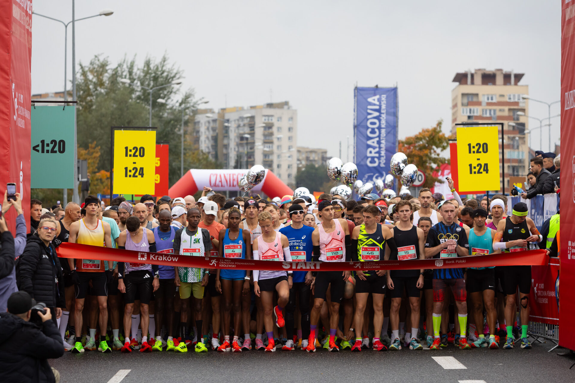 Rekordowa frekwencja i historyczne wyniki w 11. PKO Cracovia Półmaratonie Królewskim