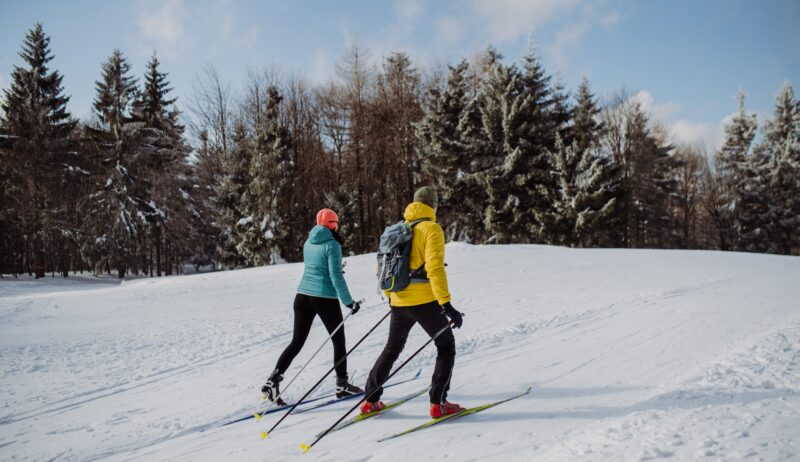 Zima nie tylko dla sportowc&oacute;w: pomysły na ruch, kt&oacute;ry dodaje energii