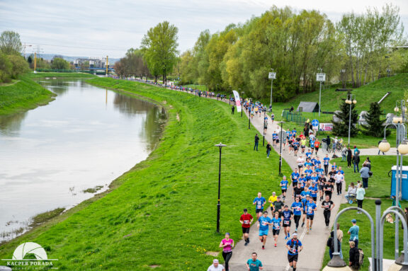 12 kwietnia Rzesz&oacute;w ponownie stanie się miejscem biegowych emocji. Tego dnia w&nbsp;stolicy Podkarpacia odbędzie się 19. PKO P&oacute;łmaraton Rzeszowski, jedna z&nbsp;największych imprez biegowych regionu.