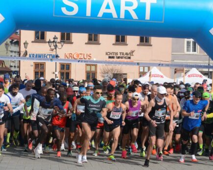 PKO P&oacute;łmaraton dookoła Jeziora Żywieckiego już za&nbsp;dwa tygodnie!